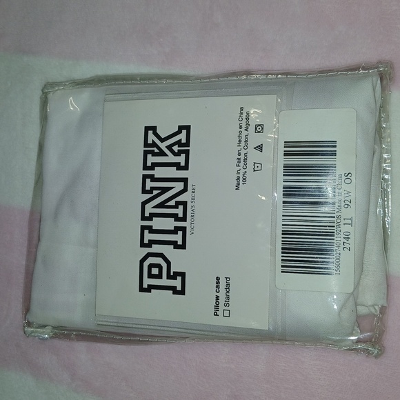 PINK Victoria's Secret 'I Love You' Pillow Set - White, Pink, and Black - Picture 3 of 3